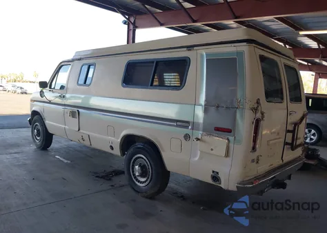 1991 Ford Econoline E350 Super Duty Van z USA, uszkodzony, nr VIN 1FDHS34G0MHA09337